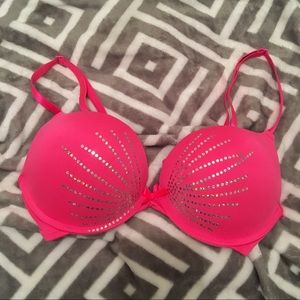 NWOT 34C neon pink push up bombshell padded bra